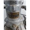 Image 2 : "American Spinner" Floor Surfacing Machine - Tested - Cannot Ship