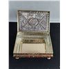Image 2 : Ornate Gold/Red Tin Chest
