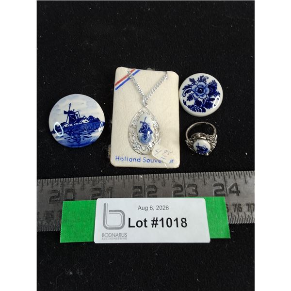 Vintage Souvenir Jewelry from Holland