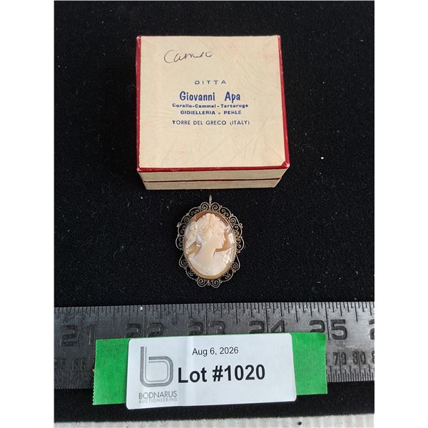 Giovanni Apa Italian Cameo Brooch