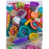 Image 5 : Large Play-Doh Set, Storage Bin