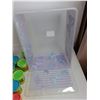 Image 6 : Large Play-Doh Set, Storage Bin