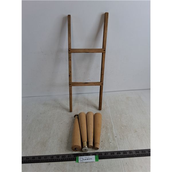 Wooden Display Frame, Set of 4 Wooden Furniture Legs - 2 Missing Feet