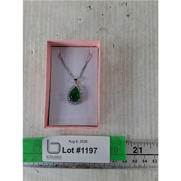 Green Water Drop Pendant Necklace With Silver Colored Chain Cannot Authenticate