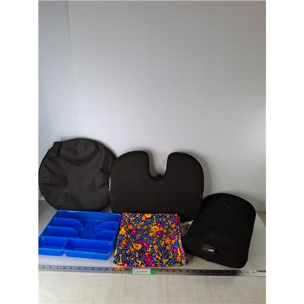 Mostly Cushions Up To 17.5, Utensils Storage 12"x10", Floral Pattern Fabric 84"x45"