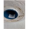 Image 3 : 15lb White Thread