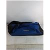 Image 8 : Partial Set of Junior Hockey Gear - Shin, Pants, Chest, Neck Pads & Bag