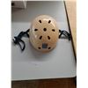 Image 2 : Hungry Hippo & Hot Hoops Game, (2) Skateboard Helmets, Nerf Frisbee