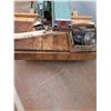 Image 4 : * Dewalt Radial Arm Saw - Working - Dolly Not Included