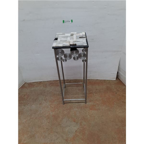 * Decorative End Table (11x11x27"), Pickup Only