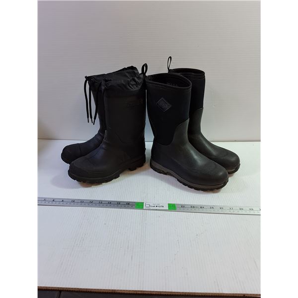 Youth Kamik Boots Size 4, Youth MUCK Boots Size 6