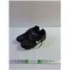 Image 1 : Adult Size 8 Nike Cleats