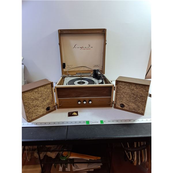 Symphonic Stereo Turntable, Powers On, Pickup Preferred