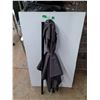 Image 1 : Outdoor Umbrella 90'', Pickup Only