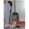 Image 2 : Pressure Washer Gun, Floor Mat, Shovel