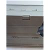 Image 3 : Plastic Container 23''x15''x14'', Pickup Only