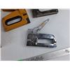 Image 4 : Staples & Staplers