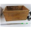 Image 2 : Upward Wall Mount Light Fixtures & Wooden Crate 19" x 12" x 11", Pickup Only