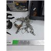 Image 3 : 16" Tool Box, Nutchell Fishing Reel, Knife, Misc