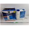 Image 1 : Vicks Warm Mist Humidifier - Powers On, As Is