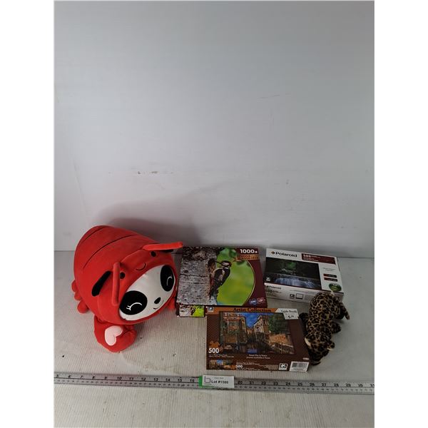 (3) Puzzles, (2) Stuffies
