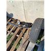 Image 2 : **Axle No Shipping