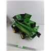 Image 7 : John Deere S670 Combine Toy Model