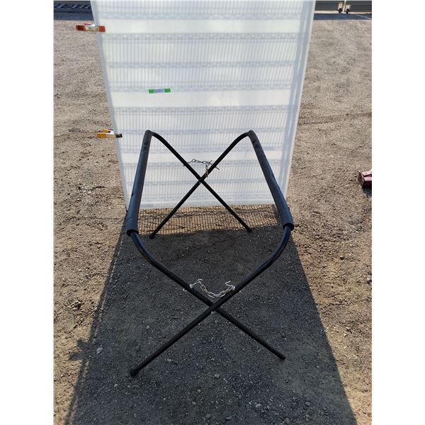 **Folding Windshield Repair Stand 41" x 25" x 32", PICKUP ONLY