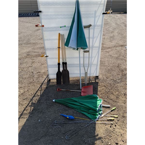 **Paddles, Umbrellas, Crutch, Plastic Shovel, Misc - PICKUP ONLY