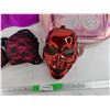 Image 5 : Halloween Mask, Bras, Backpack