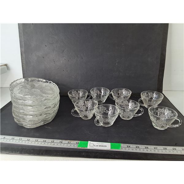 Vintage Westmoreland Grape Pattern Platters & Cups