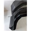 Image 10 : (2) 14" Plastic Trailer Mudguard Fenders, Pickup Only