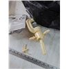 Image 7 : (2) Safety Glasses Sealed, Metal Trash Bin, Co-Op Bag, Net Bag, Laundry Basket