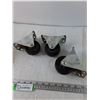 Image 4 : (3) Straight Caster wheels, (2) Rotating Caster Wheels