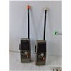Image 5 : (2) General Electric Radios, (2) Locks with Keys, Rasp, 1" Micrometer, Screwdrivers