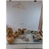 Image 1 : Assorted Small Building Materials, Wooden/Metal Handles, Metal Mounting Brackets