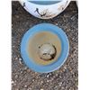 Image 5 : **(4) Ceramic Plant Pots No Shipping