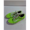 Image 6 : Vans Shoes, Toque, Tshirt