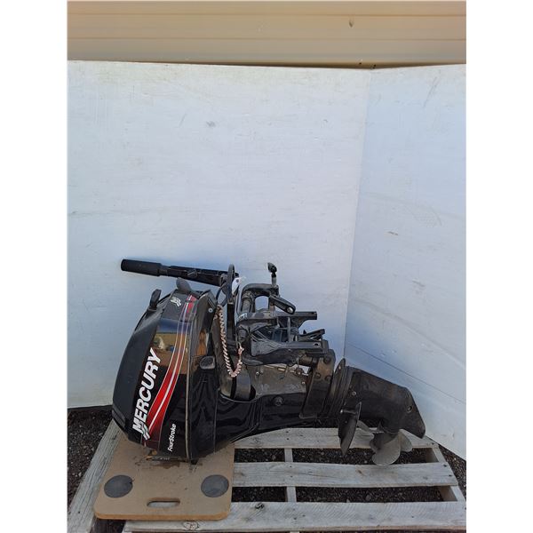**Mercury Boat Motor 15HP Untested, Pickup Only