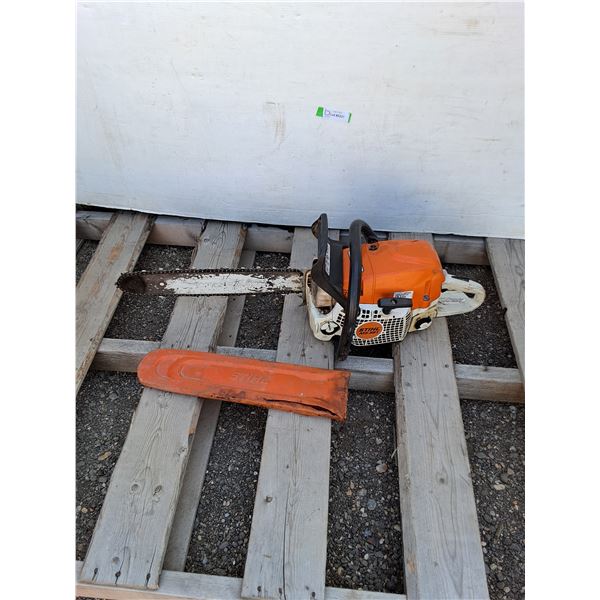 ***STIHL Gas Powered Chain Saw Powers On, Pickup Only