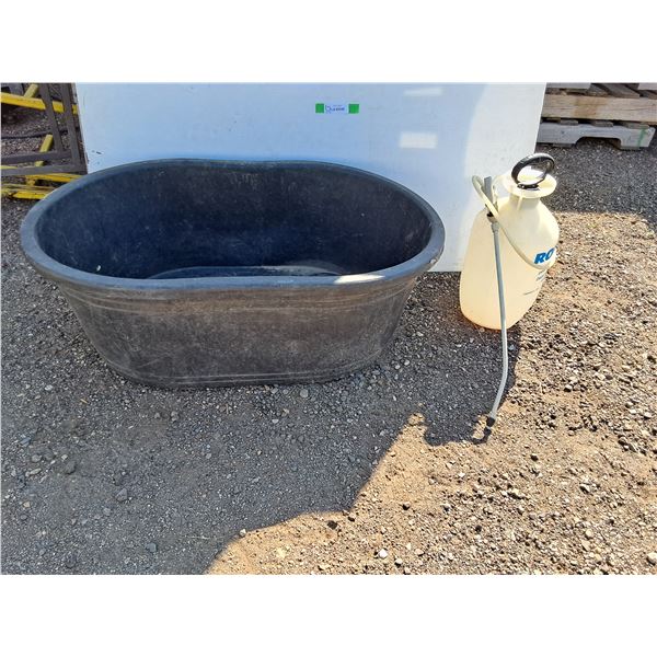 **Rona Deck Sprayer & Plastic Tub 36.5" x 22.75" x 12.5"- Can't Ship
