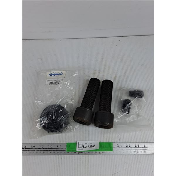 Large Hex Bolts & Hardware