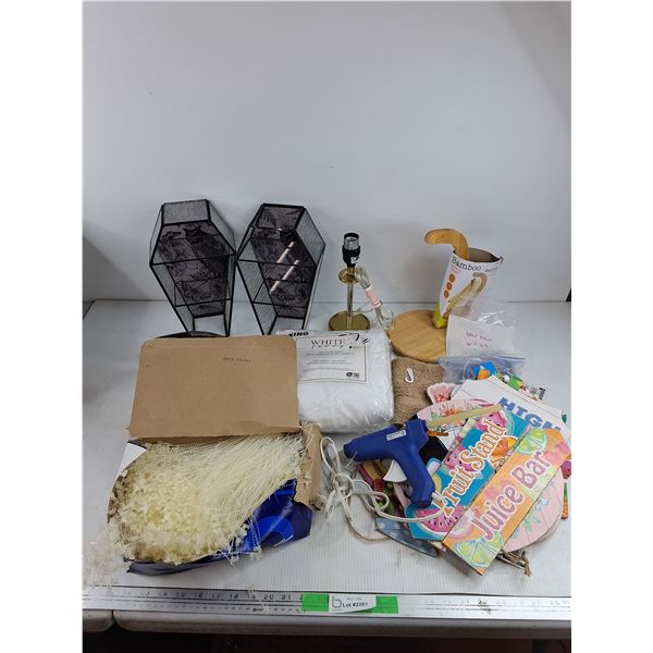 King Fitted Sheet, Wall Decorations, Glue Gun, Banana Hanger, Zip Ties, Misc