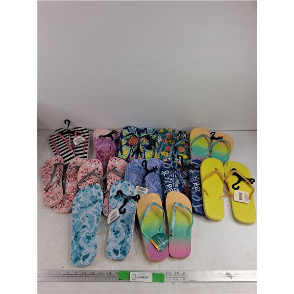 Assorted Womens Slippers - Size 7/8 - 11/12