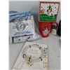 Image 2 : Elf Themed Mug, (4) Bamboo Mats, Cutting Board, (2) Water Bottles, Phone Bangle, Misc