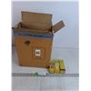 Image 1 : Box Of Packs Of Vinyl Paper