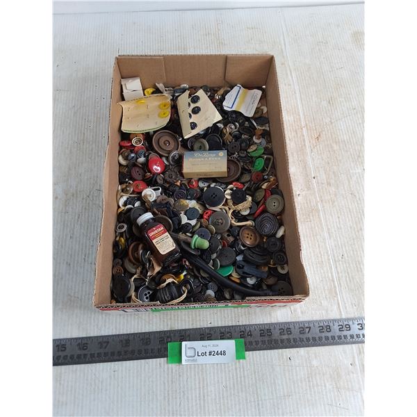 Large Assortment of Buttons, Misc.