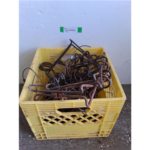 *** Crate of Small Animal Traps, Pickup Only