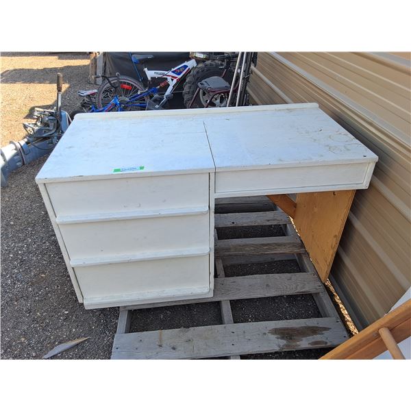 **Workshop Table 48" x 24" x 31", PICKUP ONLY