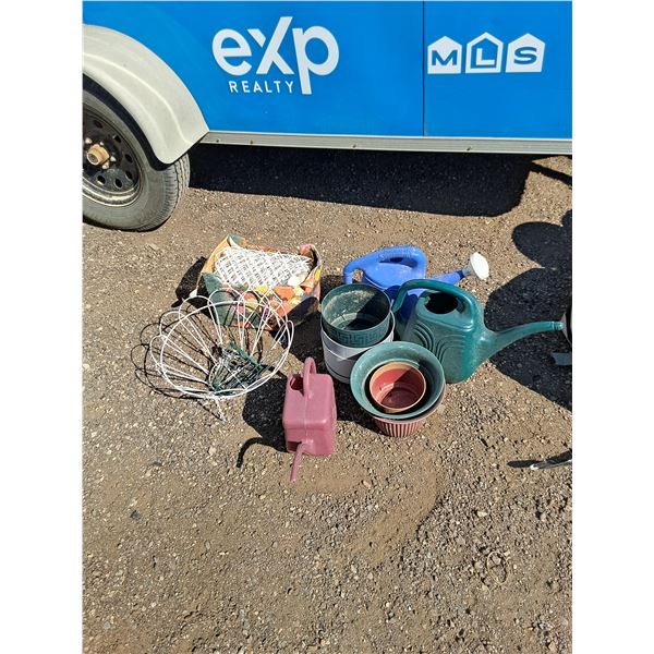 **Watering Cans & Planters - PICKUP ONLY